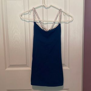 Lululemon top size 4